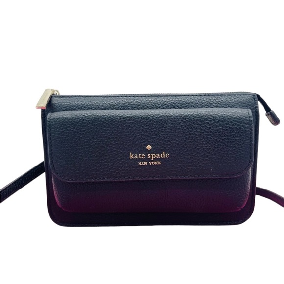 kate spade Handbags - Kate Spade Leila Small Crossbody Bag